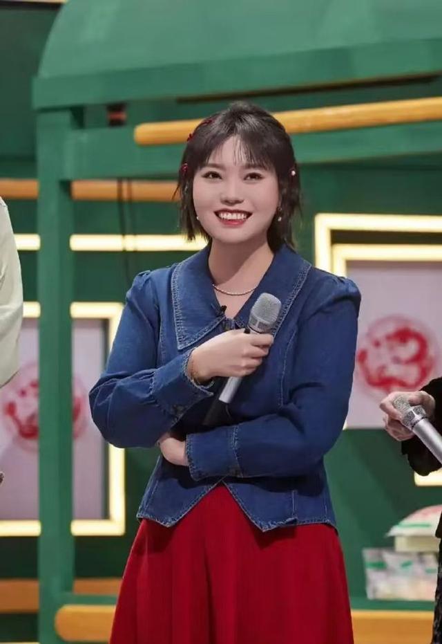 李雪琴事件升级！举报人再晒证据实锤，被曝学历造假只是冰山一角