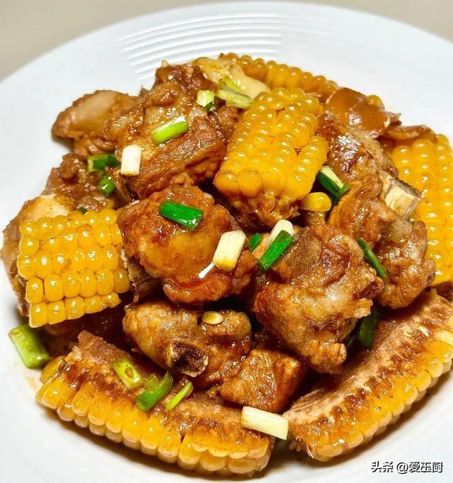 夏天，发起女人不要太节省
，这8道菜该吃就吃，女人气色好显年轻