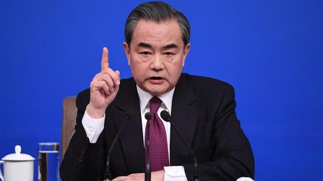 伊朗一旦倒下，美国将要对付中国？普京打来德律风
，中方送出8个字