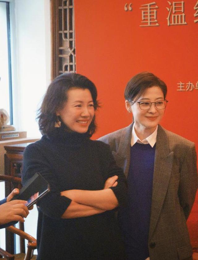 梅婷北京豪宅内景曝光，十小我
住一栋别墅，屋里有些紊乱