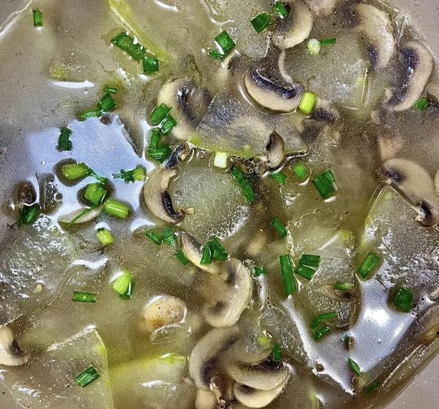 湿气最怕这瓜，夏日要常吃！祛湿气，养脾胃，身材健康
，全家
安心