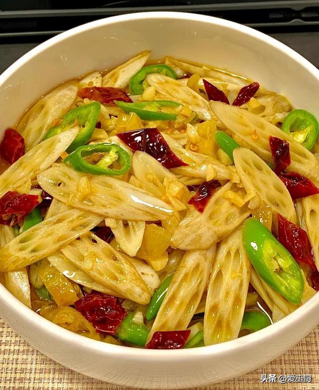 小暑将至，不吃肉也要吃它，一清热，二润肺，三通便，越嫩就越贵