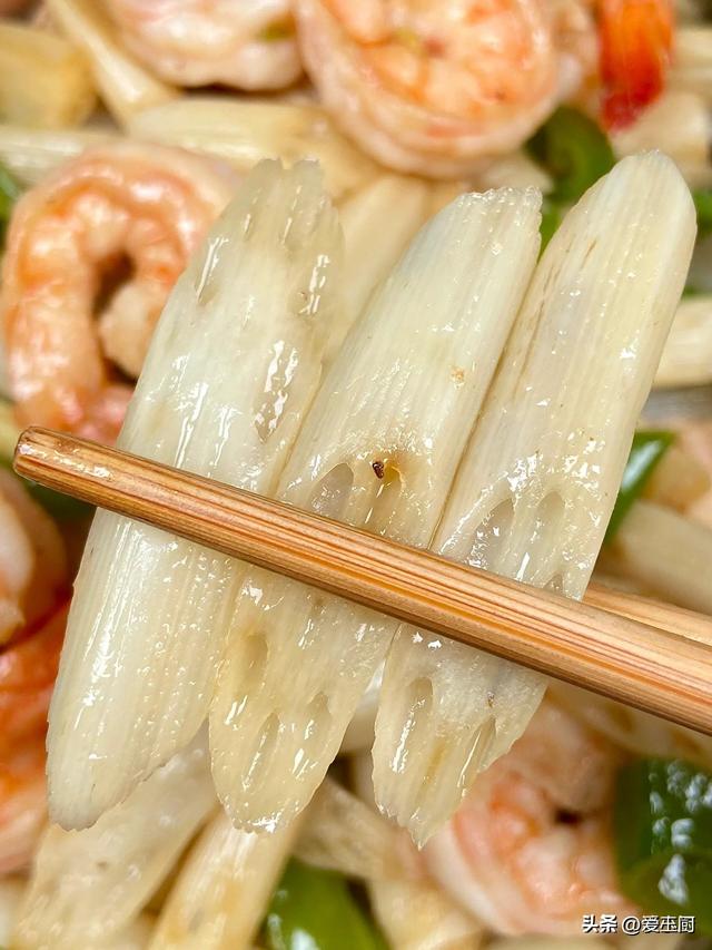 小暑将至，不吃肉也要吃它，一清热，二润肺，三通便，越嫩就越贵