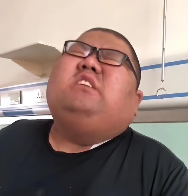 “女吃播三巨头”现状:脸像骷髅，摘除味觉神经，有人已立好遗言
