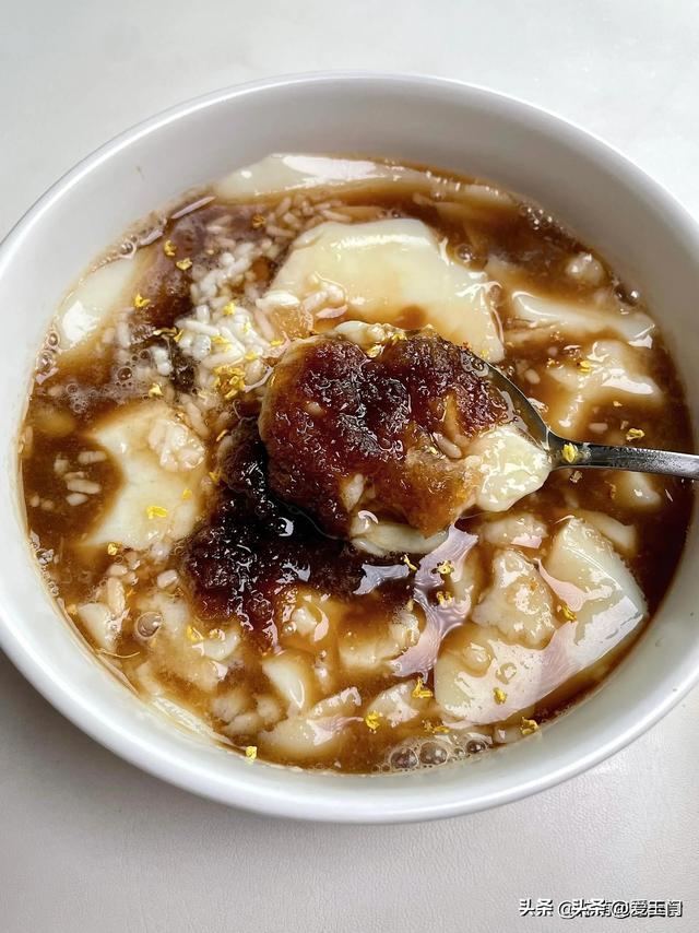 天气炎热没有食欲，来试试这几款清热解暑甜汤，担保
你味蕾年夜
开