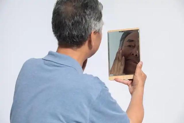 荔枝立大功？医生发明
：常吃荔枝的人，不消多久，或有这5厘革