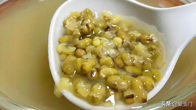 煮绿豆汤，最忌先炒再煮和冷冻后下锅煮，教你正确做法，真实用！