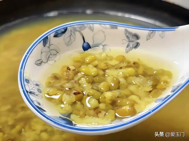 煮绿豆汤，最忌先炒再煮和冷冻后下锅煮，教你正确做法，真实用！