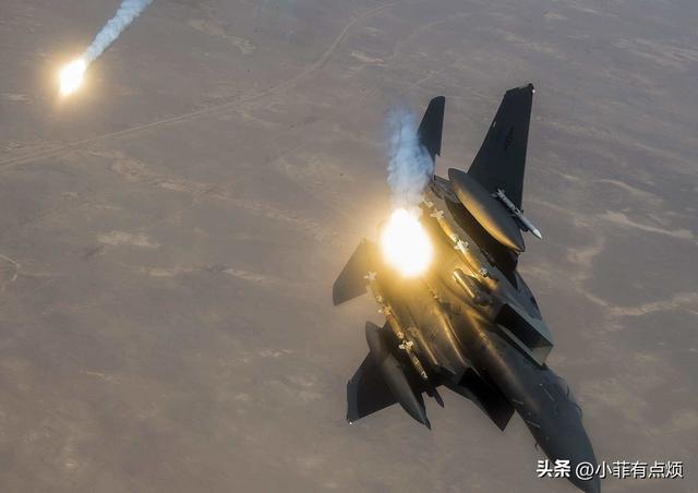 美国专家：任何四代机都能击落中国歼-20，但是有一个前提