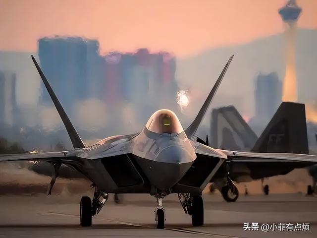 美国专家：任何四代机都能击落中国歼-20，但是有一个前提