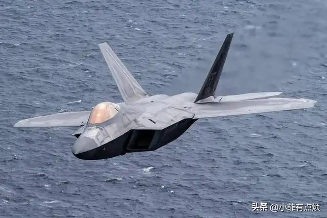 美国专家：任何四代机都能击落中国歼-20，但是有一个前提