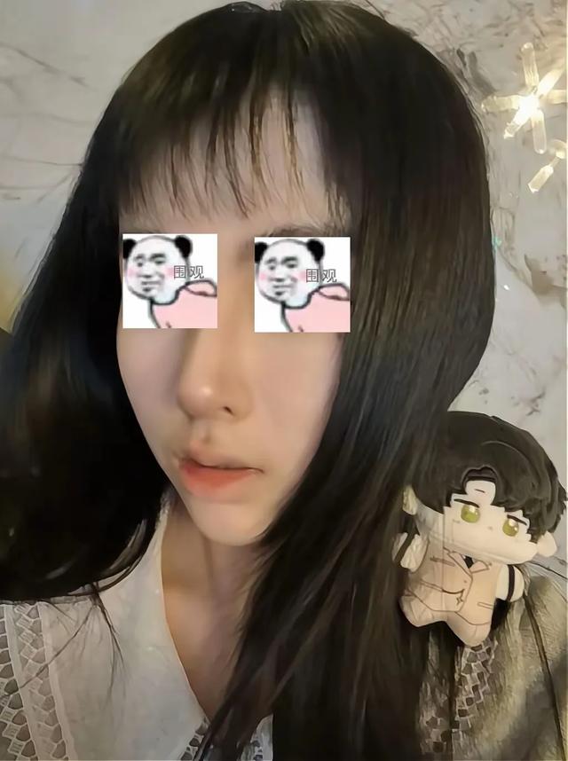 女研究生宣布
欺侮四川人言论，本科得到优秀并保送，学校处分
来了