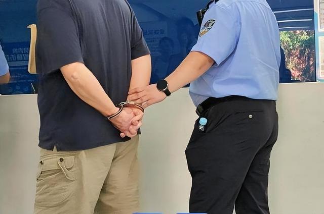 又一特工被抓！央视曝光，泄露我国大批
内部资料，缘故起因令人意外
